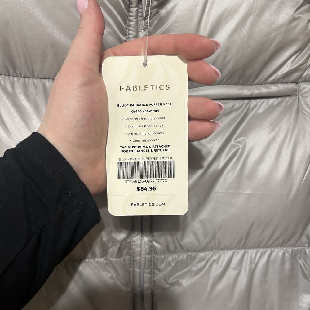 Fabletics Elliot Packable Puffer Vest Collar NWT Silver Size XXL - Picture 6 of 6